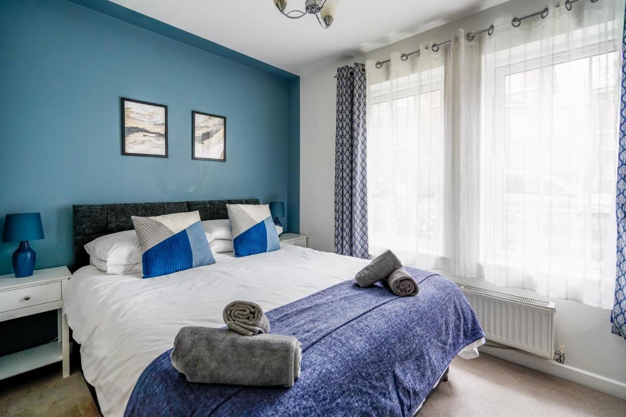 The Augustine - Modern Two Bed Ground Floor Apartment With Parking Canterbury Dış mekan fotoğraf