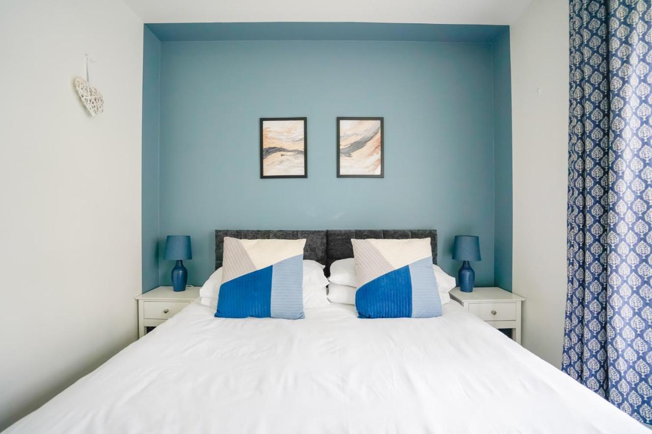 The Augustine - Modern Two Bed Ground Floor Apartment With Parking Canterbury Dış mekan fotoğraf